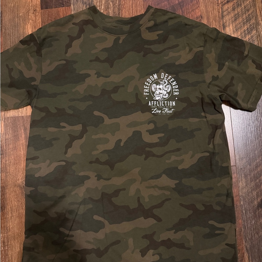Affliction Green and Brown Short Sleeve Tee size M